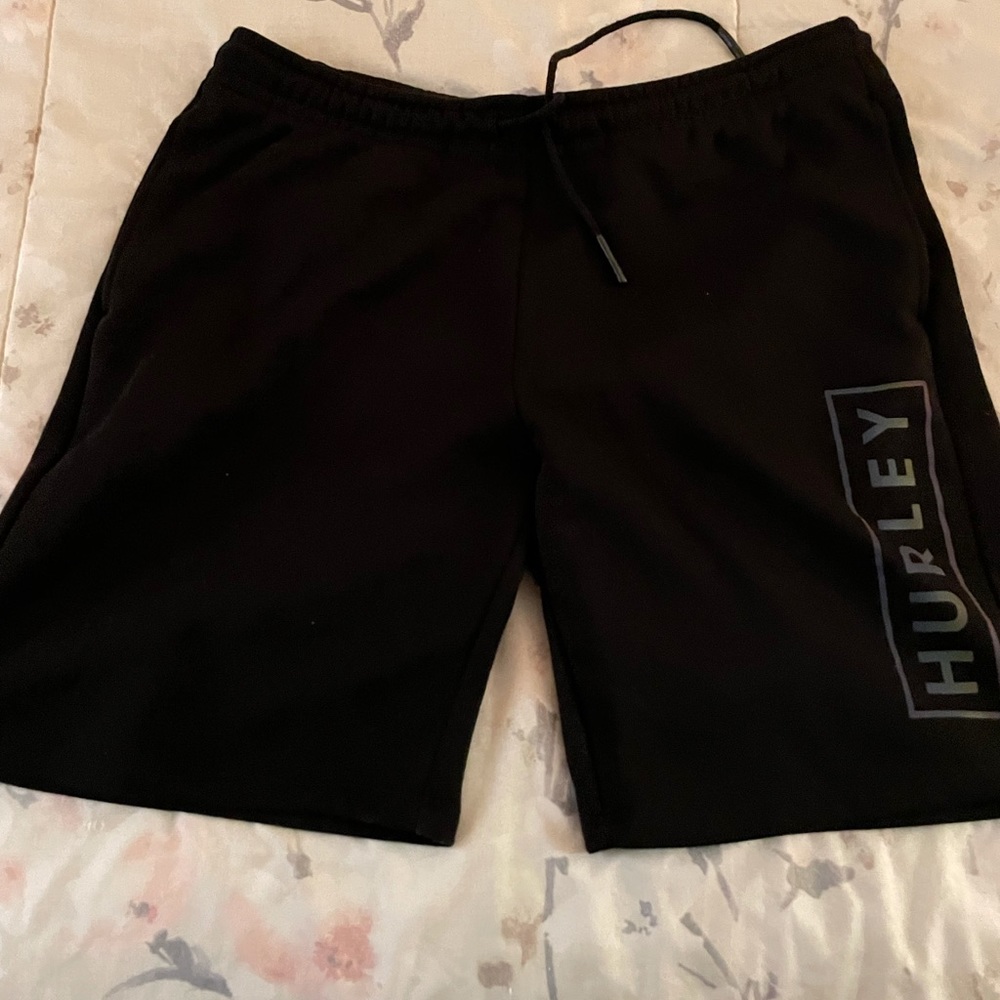 Hurley knits short